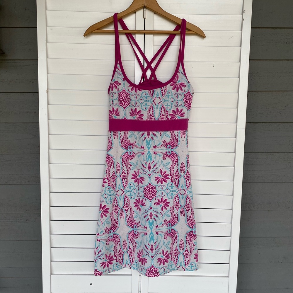 Lola summer athletic dress size medium